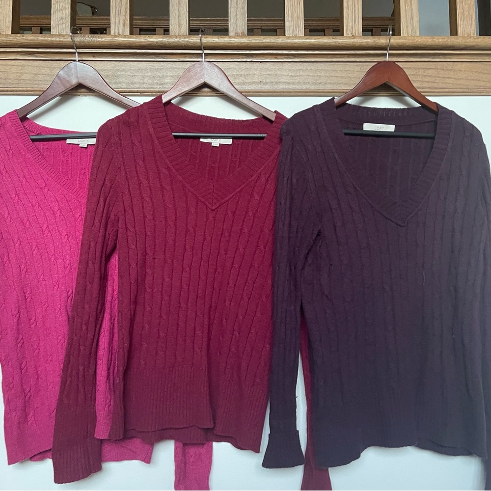 Anne Taylor Loft Three sweater lot medium Wool Blend Pink, Cranberry, Purple